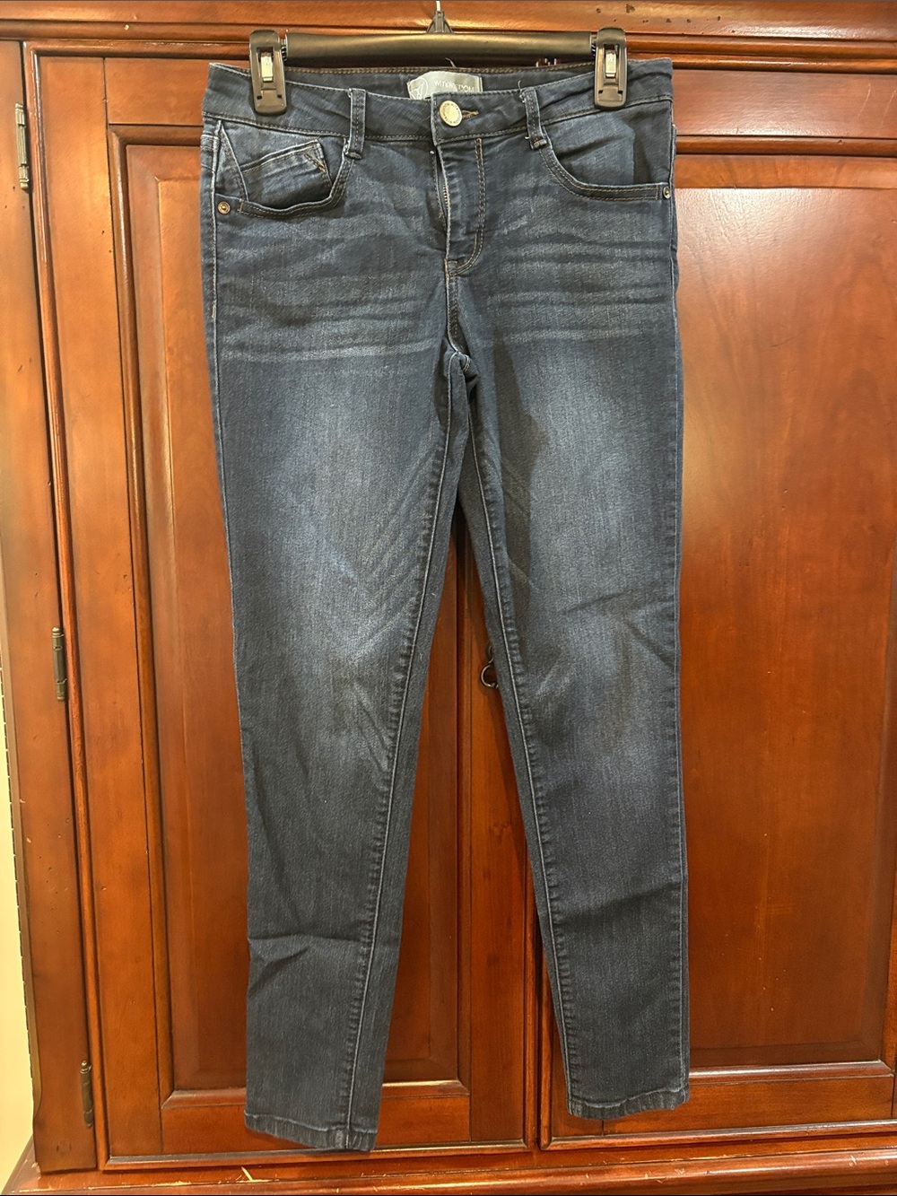 Wit & Wisdom Skinny Jeans in Dark Blue Wash